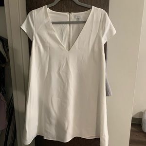 Tobi V-neck White Dress